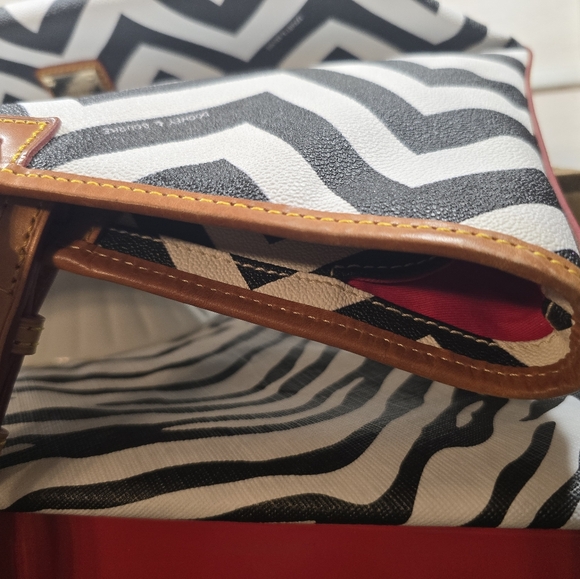 Dooney & Bourke  leather tote - Picture 6 of 16